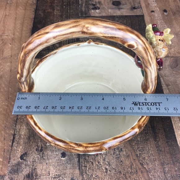 St. Nicholas Square Heartland Moose Handle Basket - Picture 10 of 11